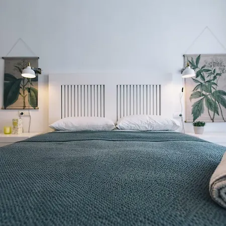 Avenida De Oviedo, 4 Apartment *